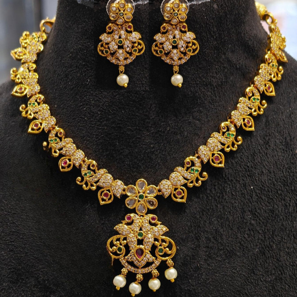 💛 Temple Style Short Necklace