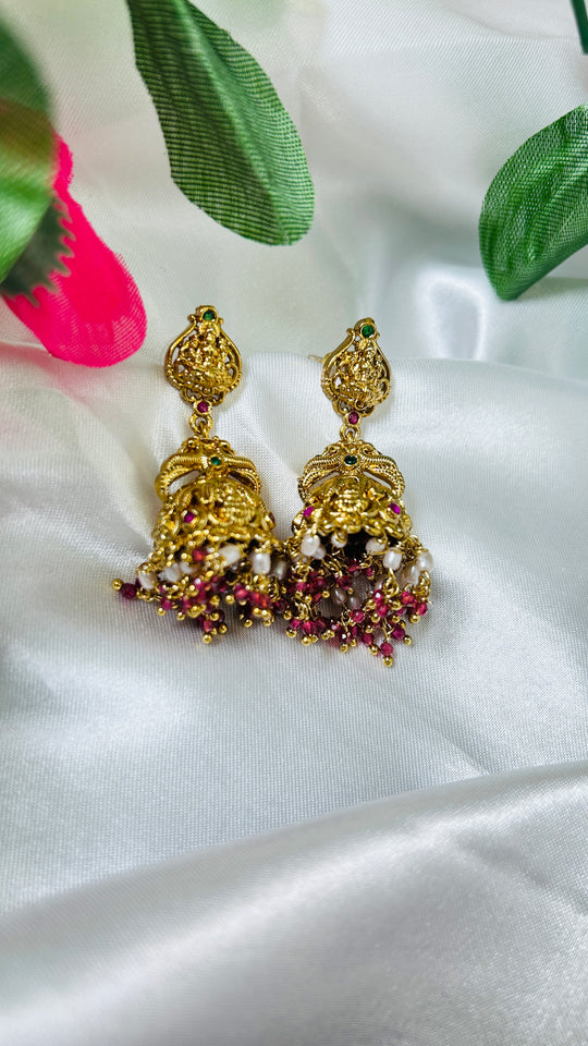 🌟 Traditional & Trendy Jumkas Collection