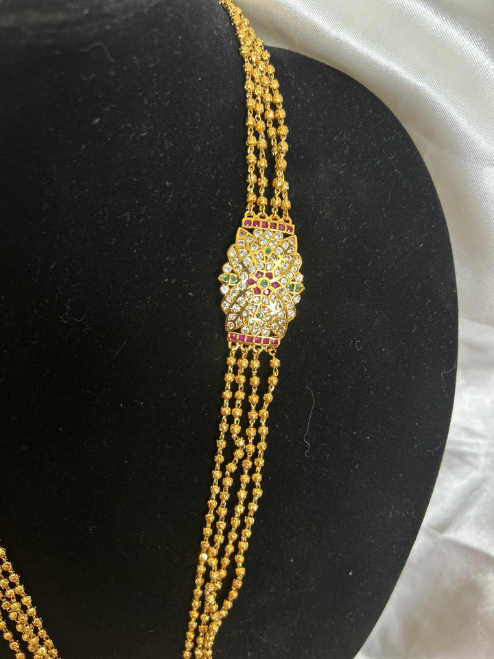 “Gift-ready and glowing — surprise her with the Miryala Chain. 🎁