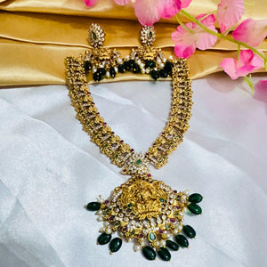 Latest Short Necklace for All Occasions 💛