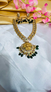 Latest Short Necklace for All Occasions 💛